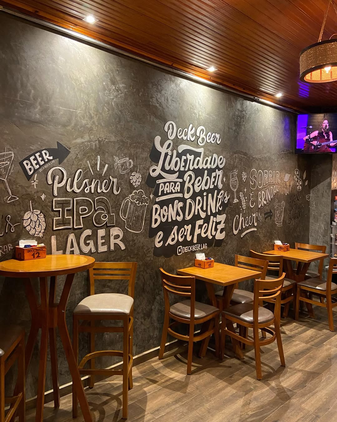 Interna do Deck Beer